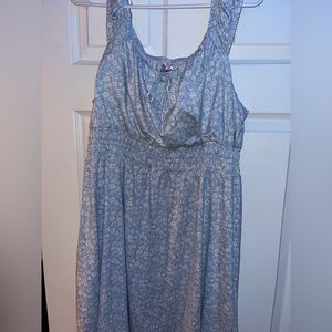 XXL light blue dress with white flowers